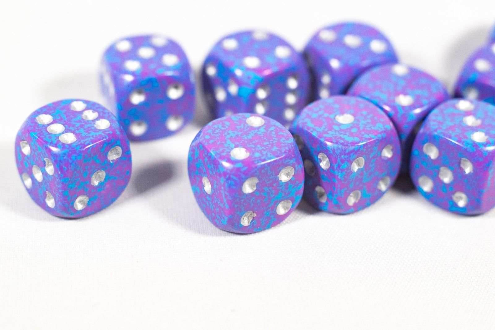 New Silver Tetra Dice with Silver Pips 12mm D6 RPG Dice (10) Yahtzee by Chessex - 
