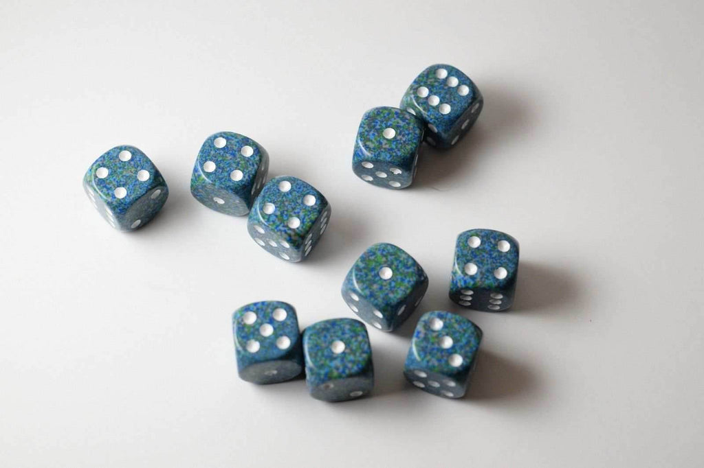 Sea Speckled 16mm D6 Pipped | Green/Blue/White (sold per die) - 