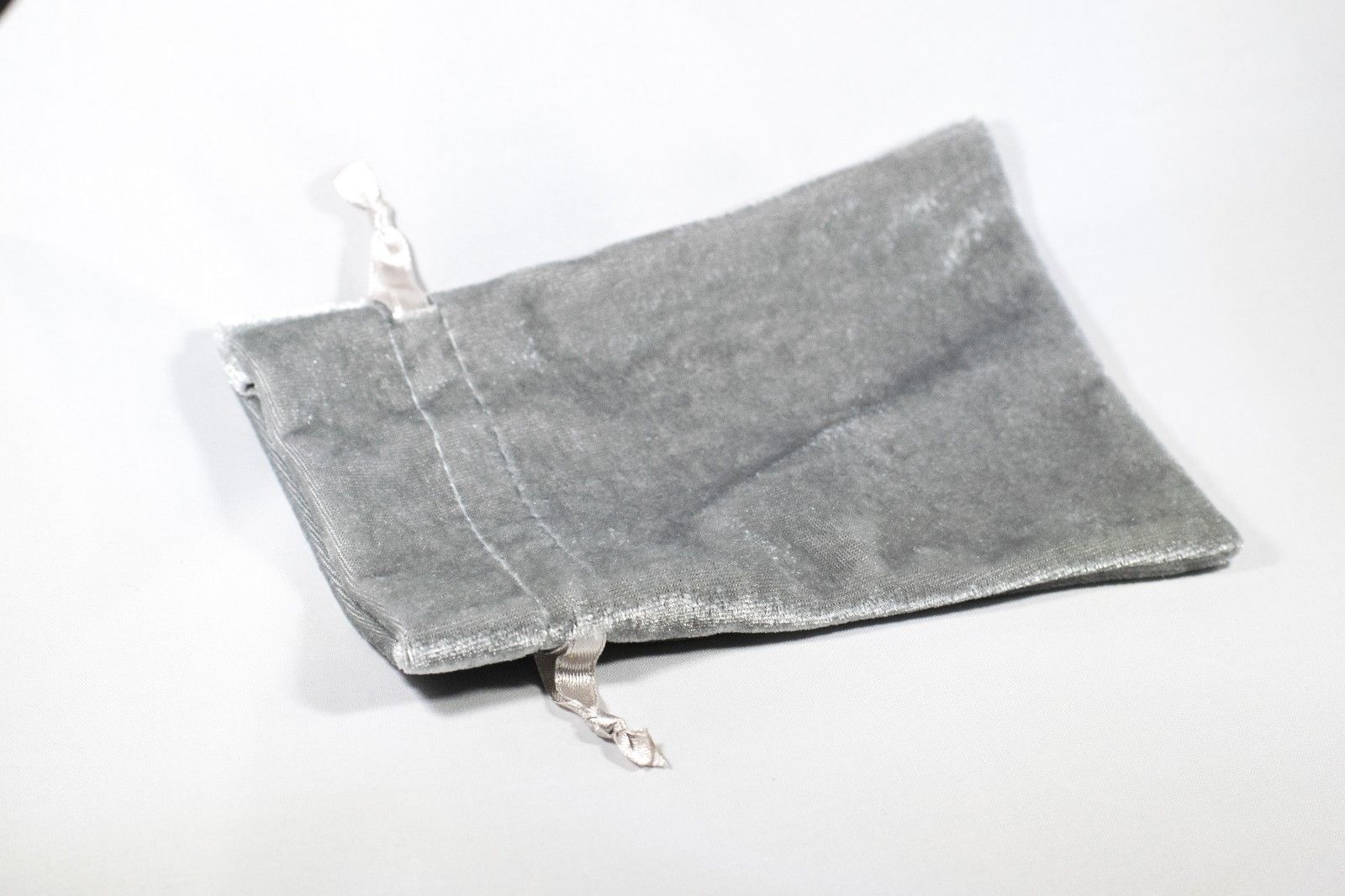 Silver Velvet Gift Dice Bag 4" x 6" Dice Bag | grey Velvet Counter Pouch