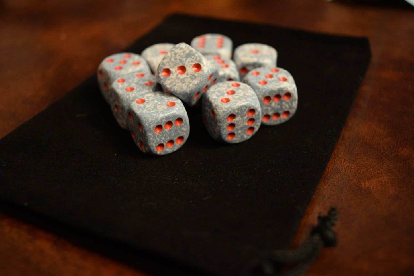 Air Speckled Grey & White w/Red Pips Chessex | White/Grey/Red (sold per die) - 