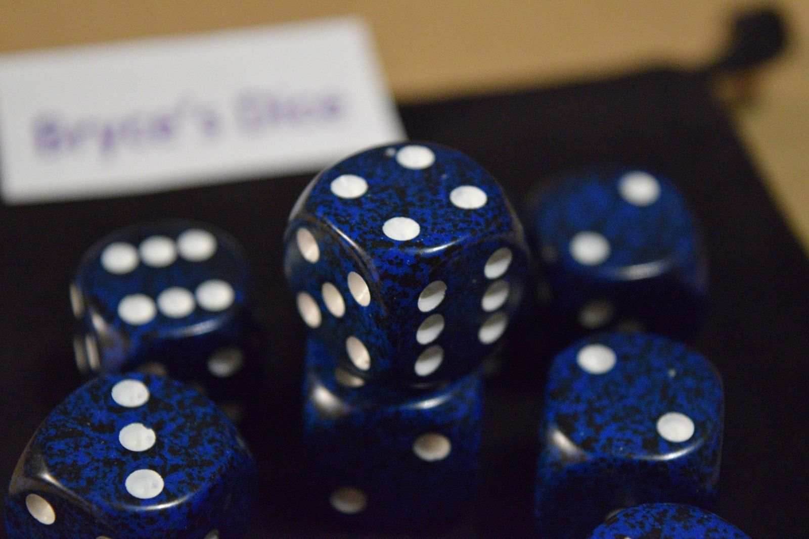 Speckled 16mm D6 RPG Chessex Dice (1 Die) - Stealth - Speckled Blue and Black - 