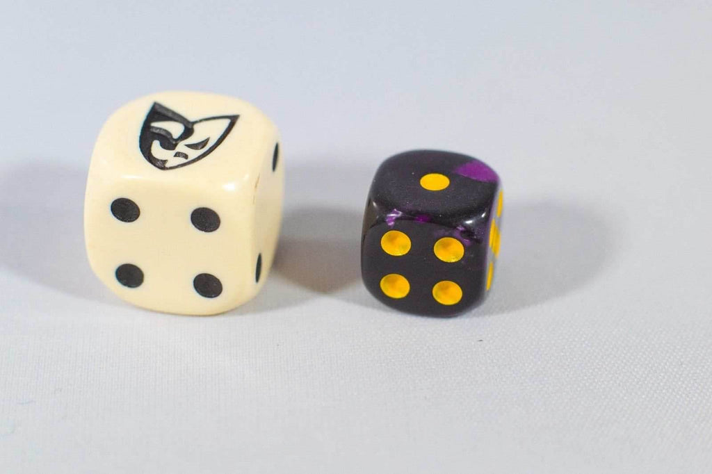 New Royal Purple and Black Dice with Yellow Pips 12mm D6 RPG Dice (10) Yahtzee - 