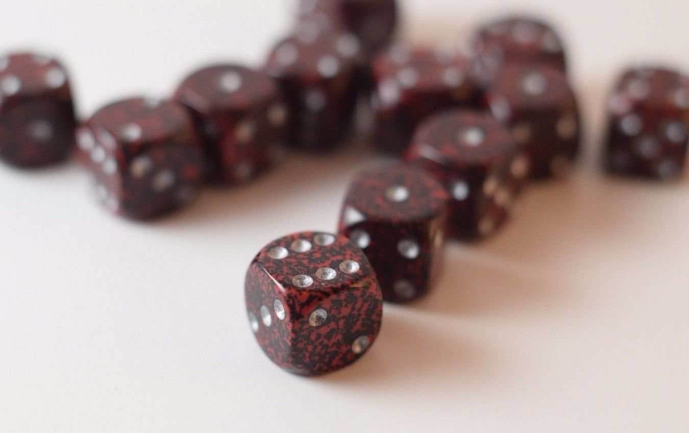 Silver Volcano Speckled 12mm D6 Pipped - 