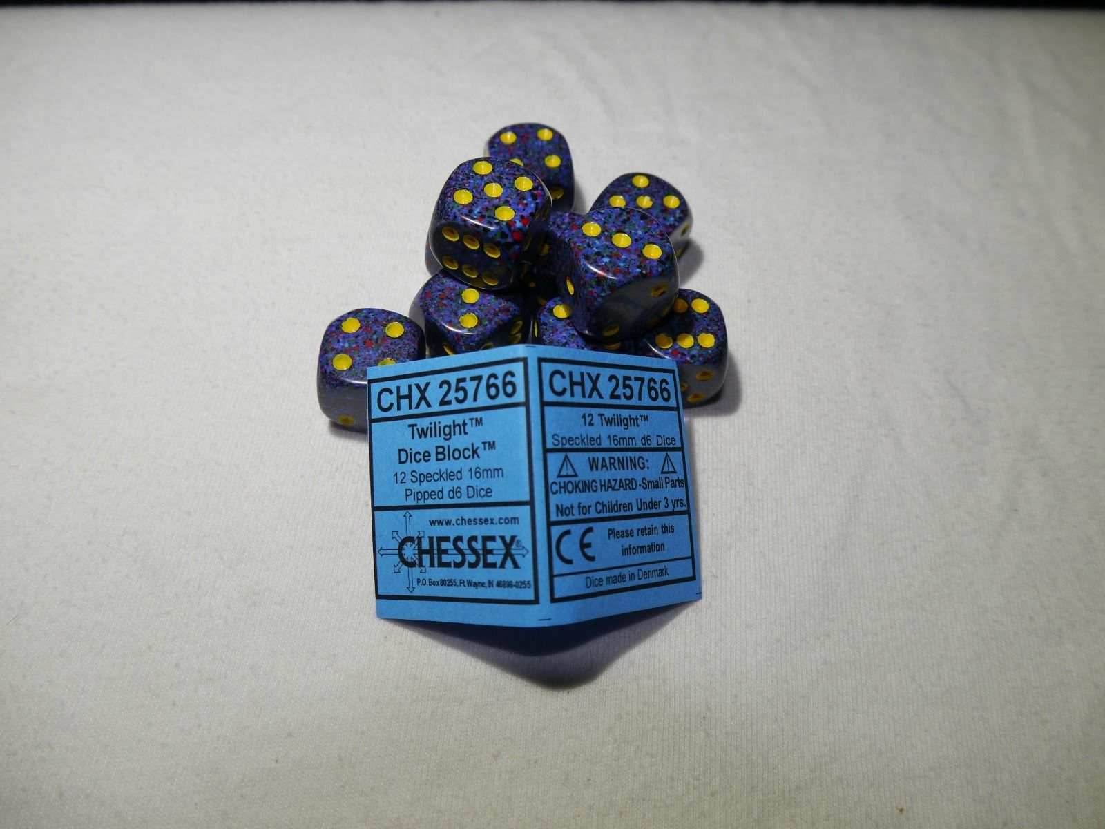 Twilight Speckled 16mm D6 RPG Chessex Dice Blue/ Yellow - 