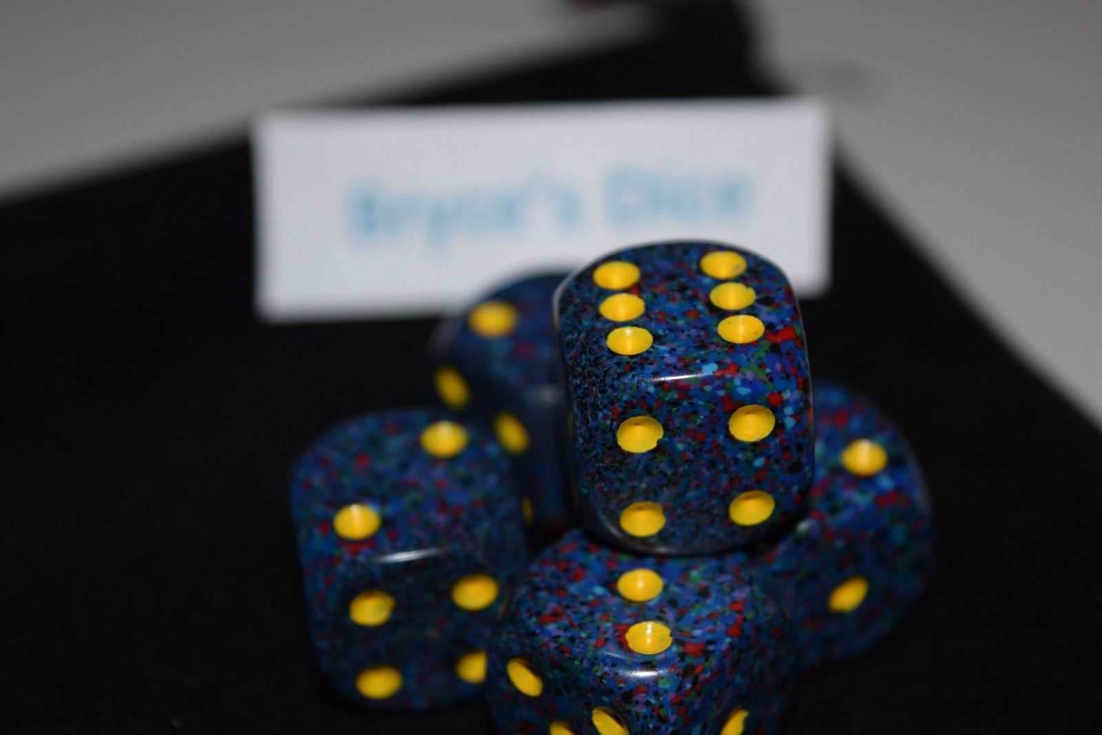 Twilight Speckled 16mm D6 RPG Chessex Dice Blue/ Yellow - 