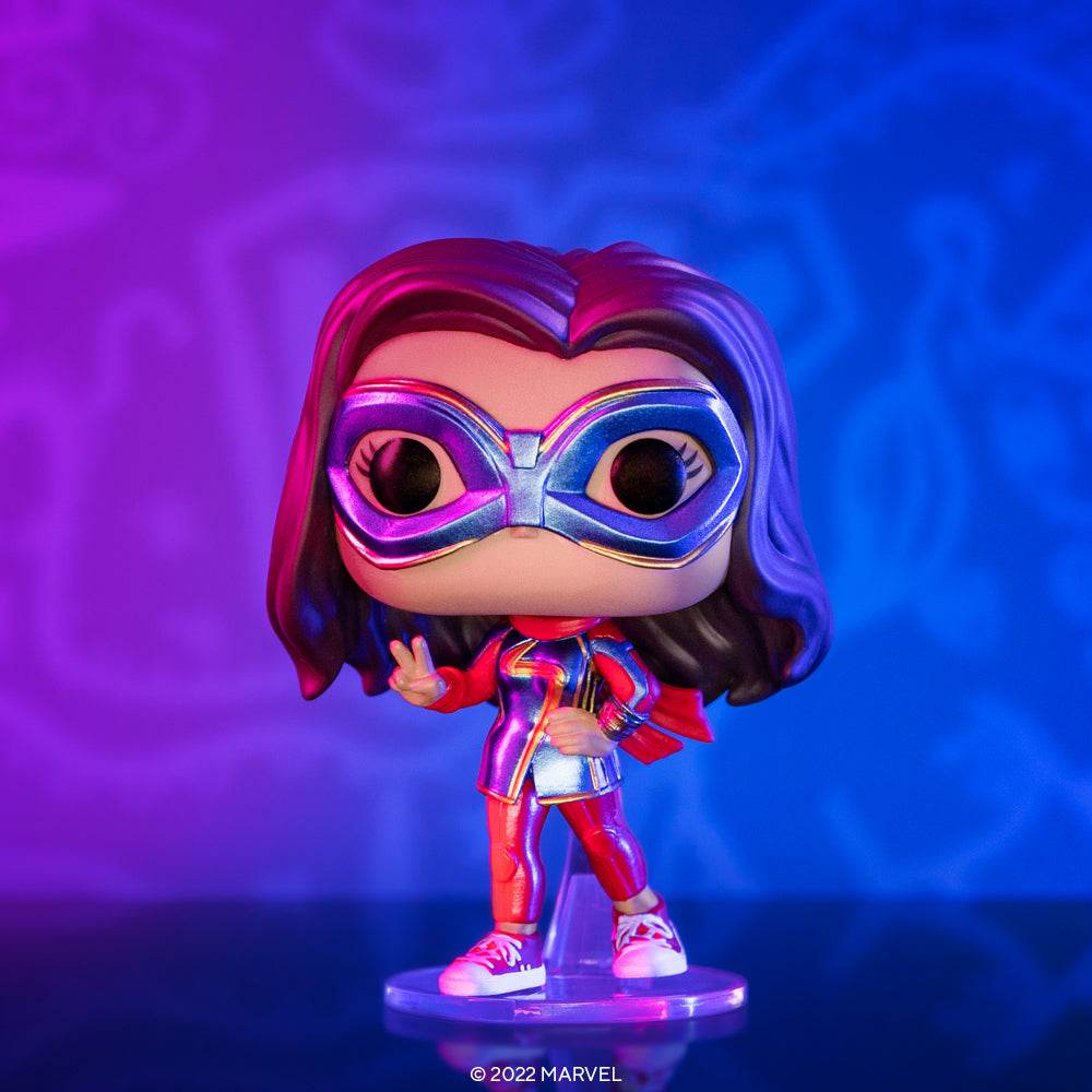 Funko Pop! Marvel Studios: Ms. Marvel - Ms. Marvel with Peace Sign - 