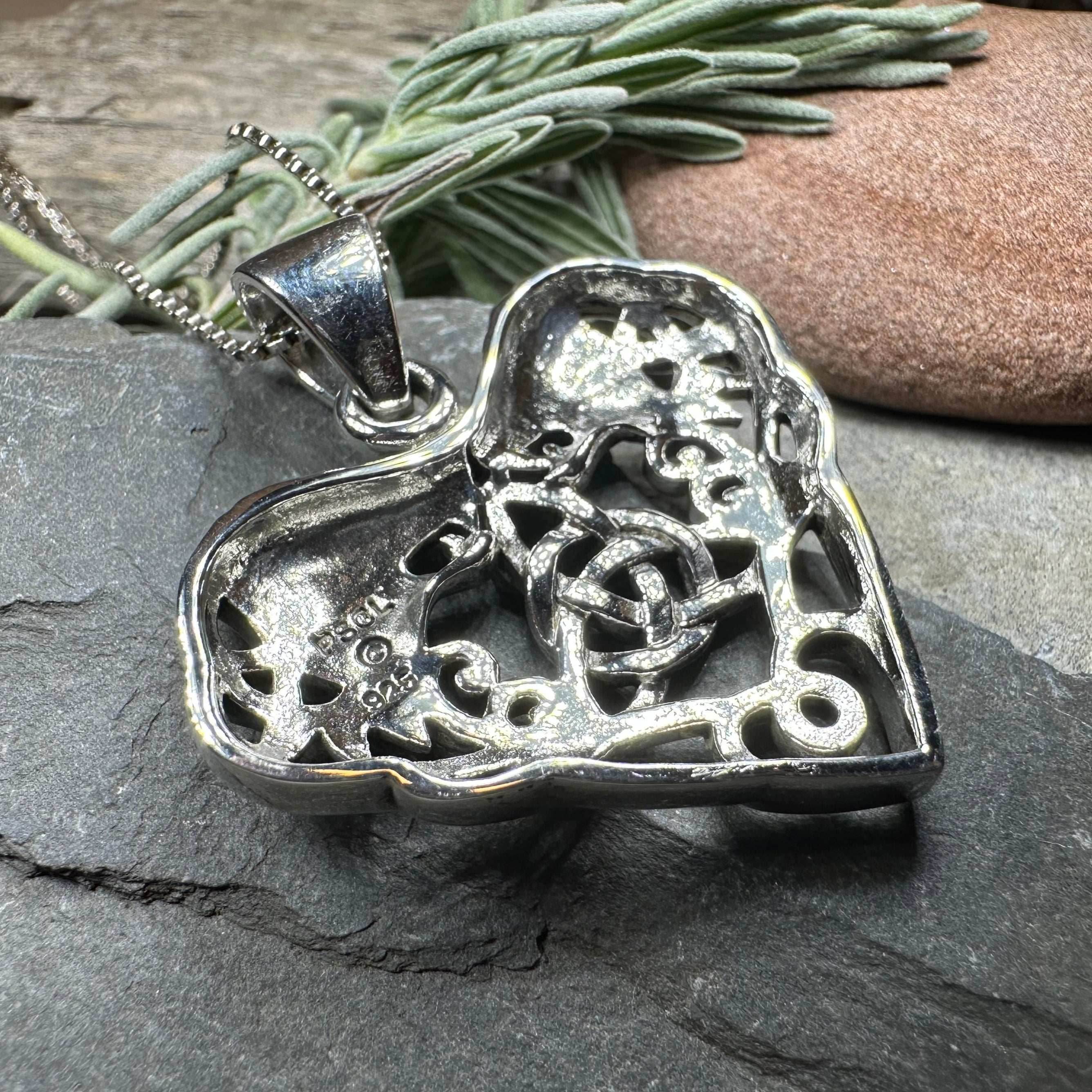 Celtic Wolf Love Necklace - 18