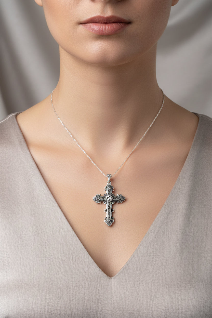 Scottish Skinnet Cross Necklace