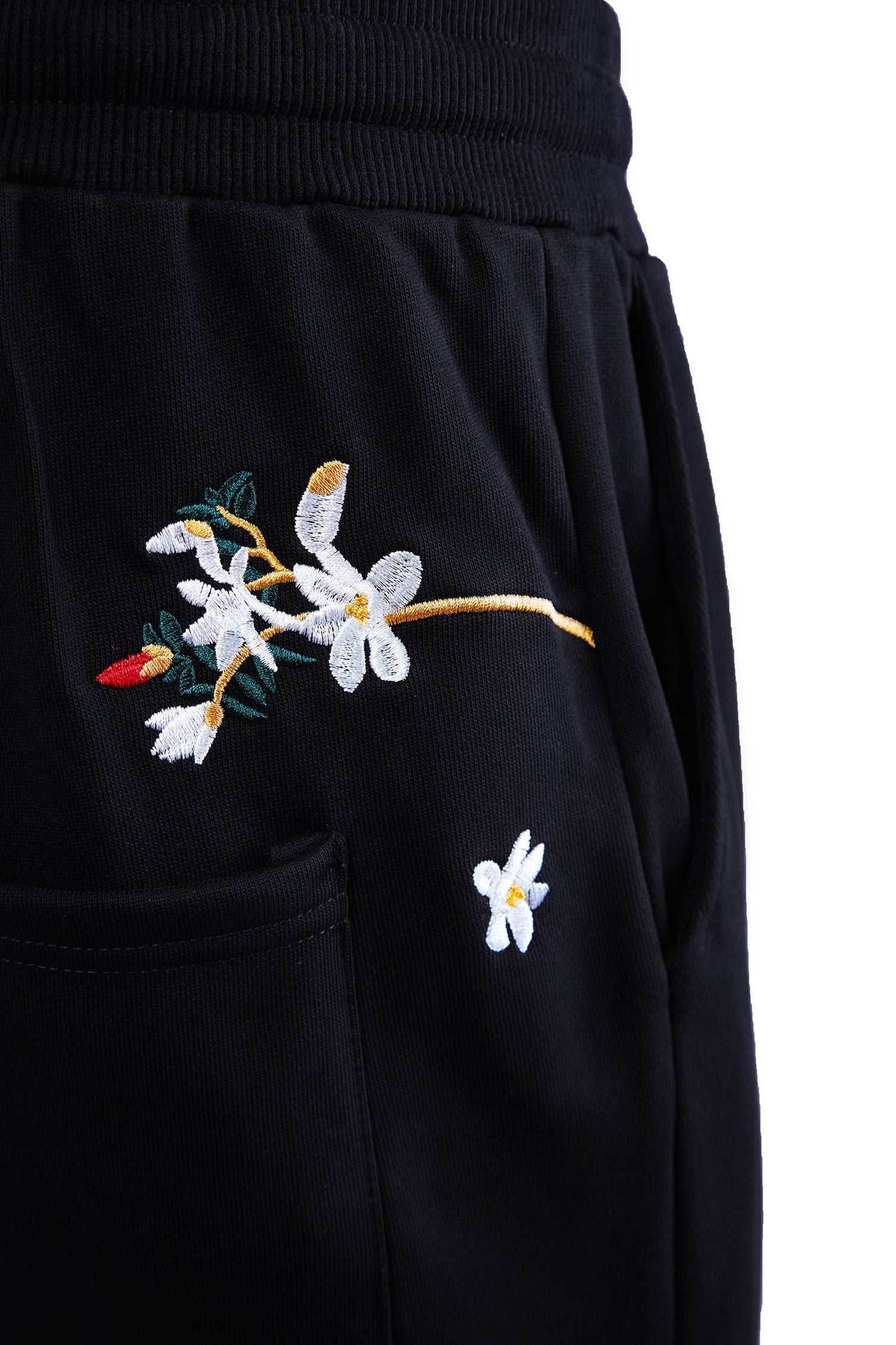 7046 Flowers Embroidery Joggers - Black / S