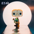 Funko Pop! Movies: E.T. The Extra-Terrestrial - E.T. with Flowers - 