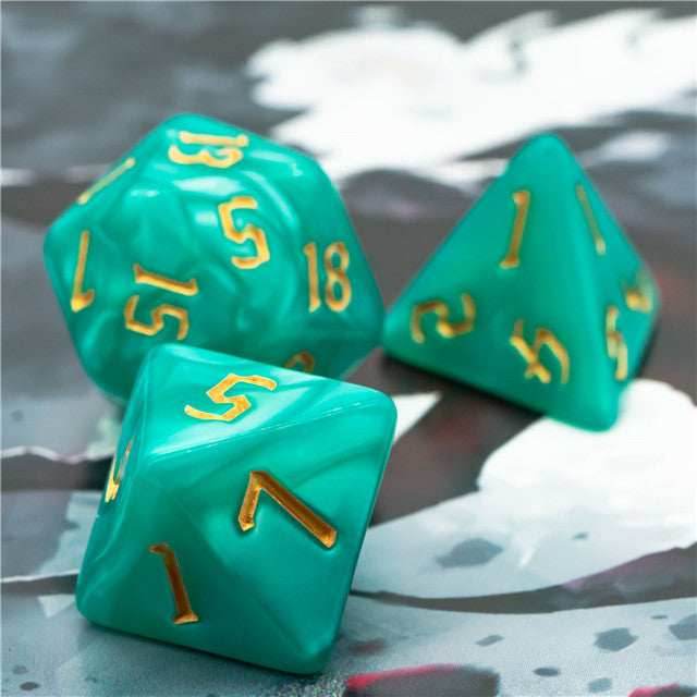 Seafoam Macaron 7-Dice Blend Set w/Gold Numbers - 