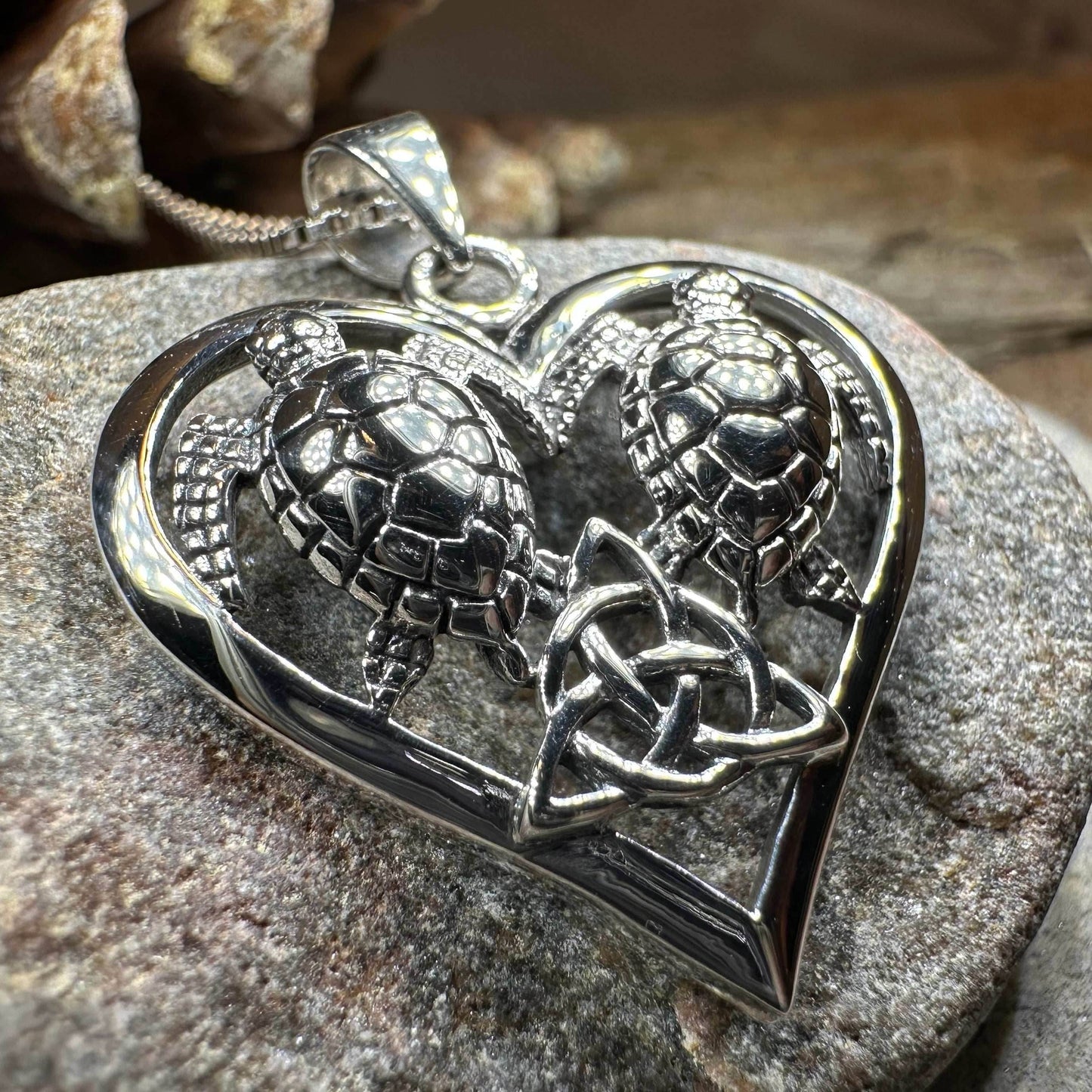 Celtic Turtle Lovers Necklace - 18