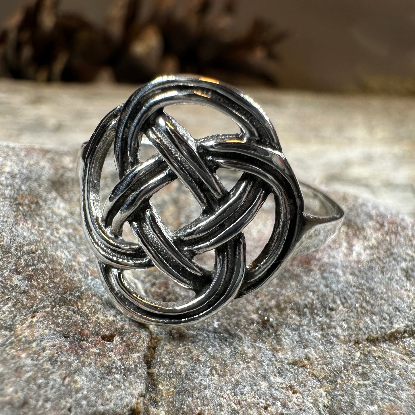 Ailre Celtic Knot Ring