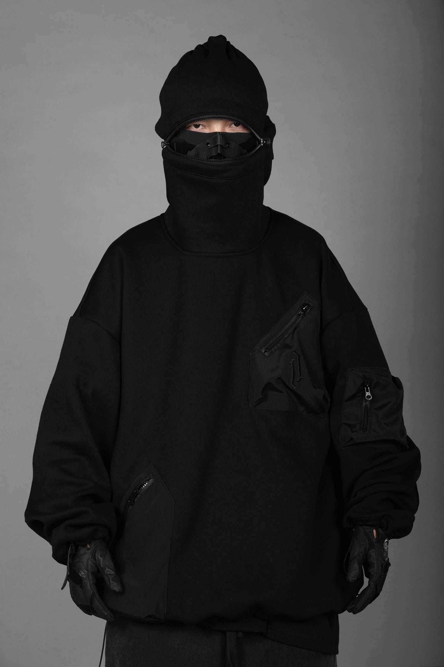 HiH33 Black Utility Hoodie - Black / M