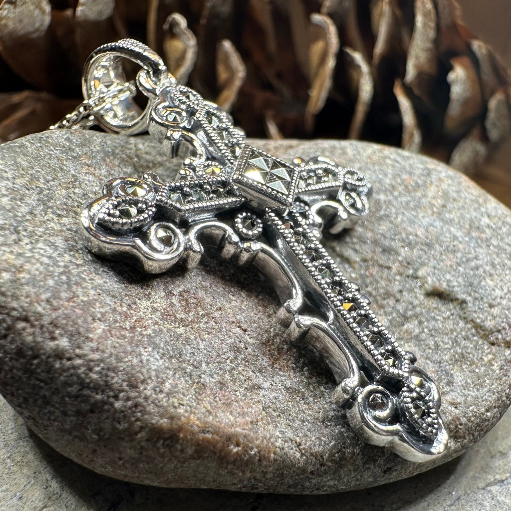 Scottish Skinnet Cross Necklace
