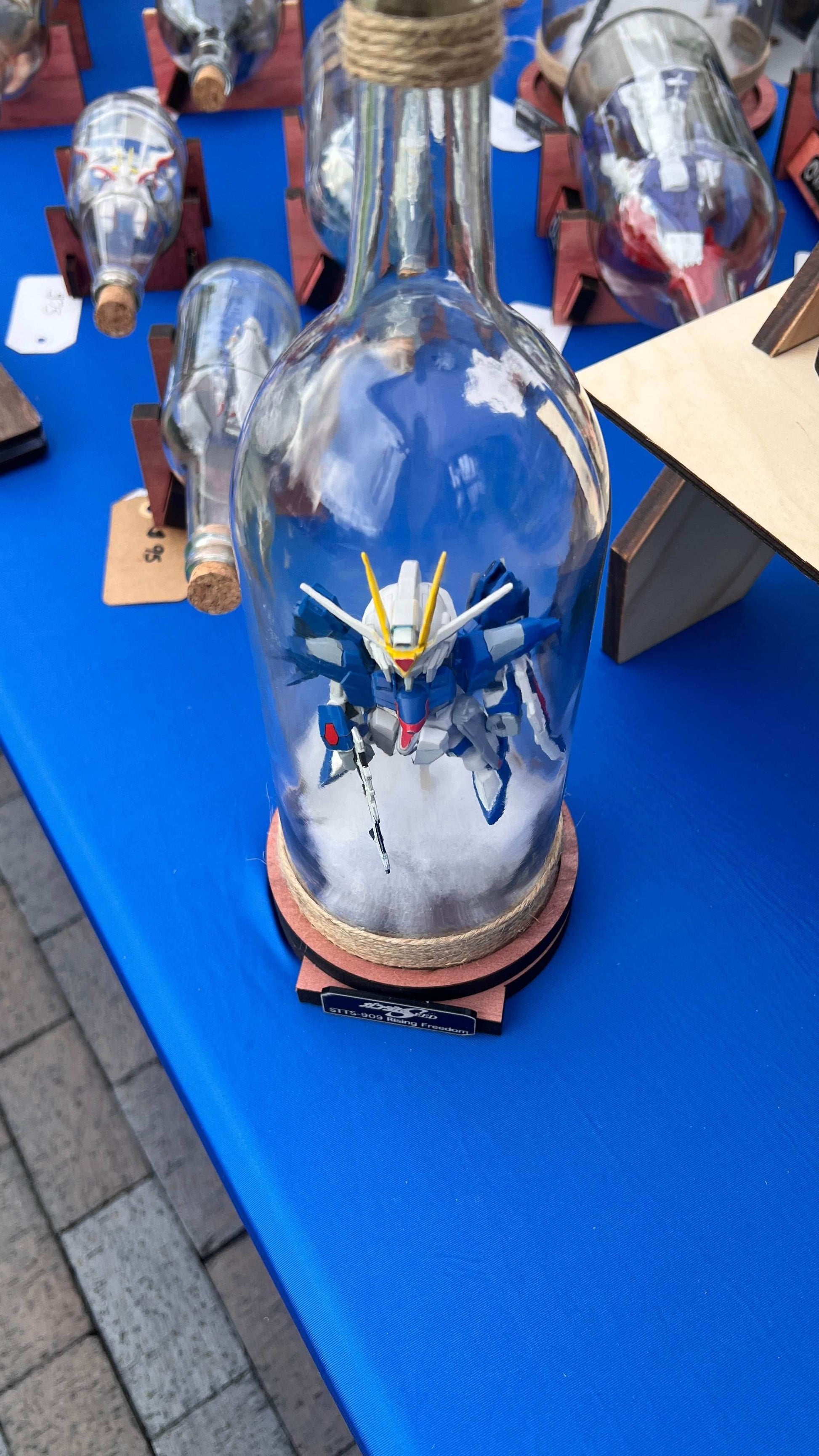 Gundam Rising Freedom Starship in a Bottle - 
