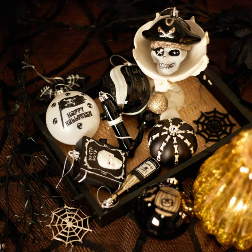 Halloween Christmas Tree Ornaments Set, 70-Piece Black & White Gothic Ornaments - 