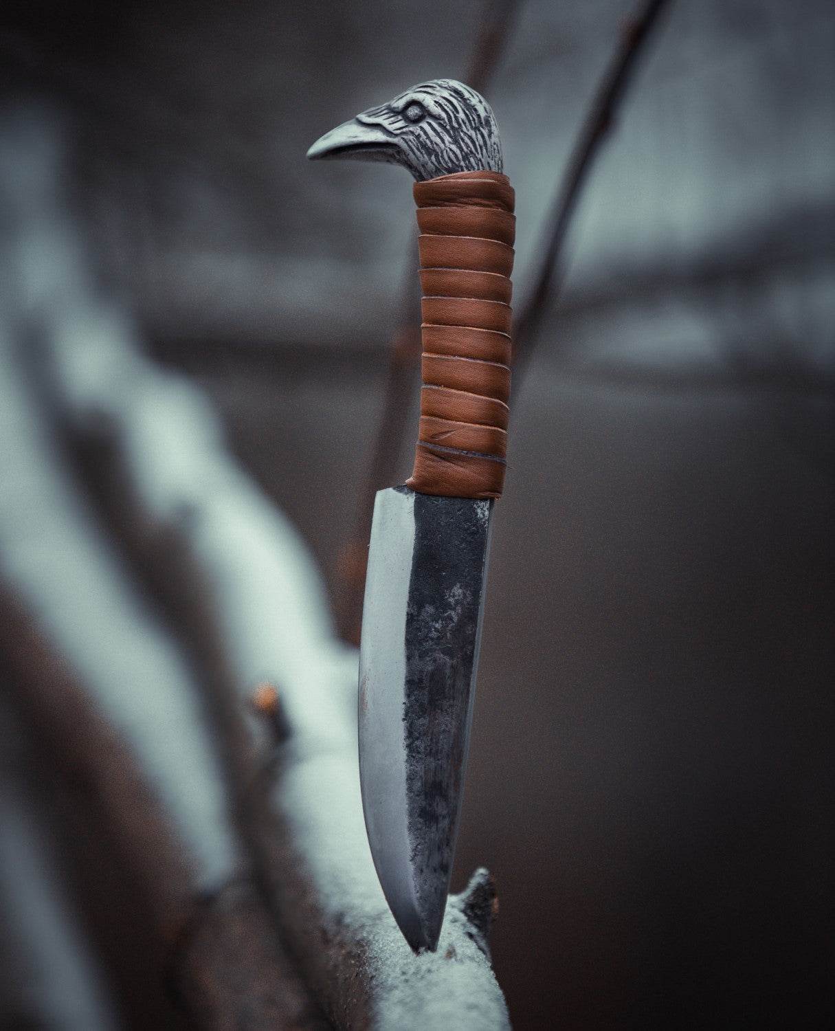 Raven Hilt Knife - 5.5" Blade (13 cm)