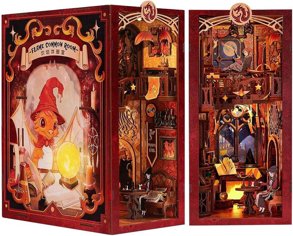 Book Nook Wizardi Miniature - Flame Common Room Roombox Kit - 