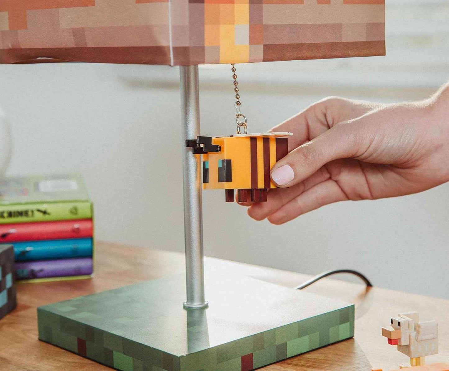 Minecraft Bee Lamp - Yellow Bee Nest Mood Light with 3D Puller | Kids Desk Lamp - 