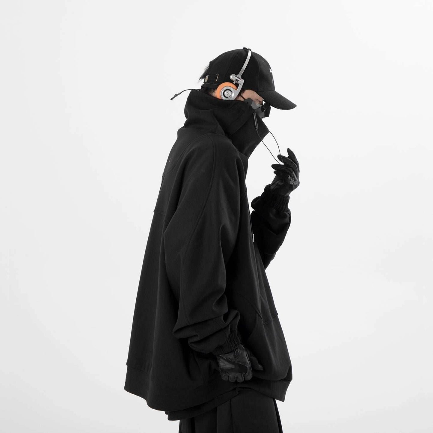 HiH49 Precision High Neck Black Sweater - M