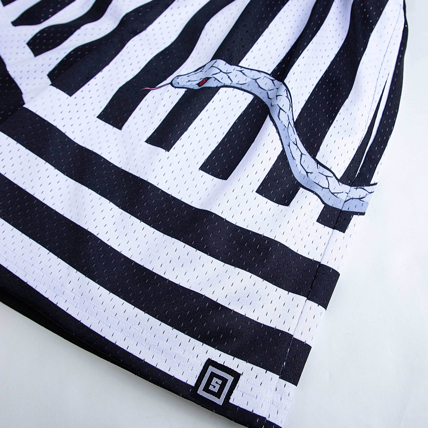 Serpent Pillar - X-Small