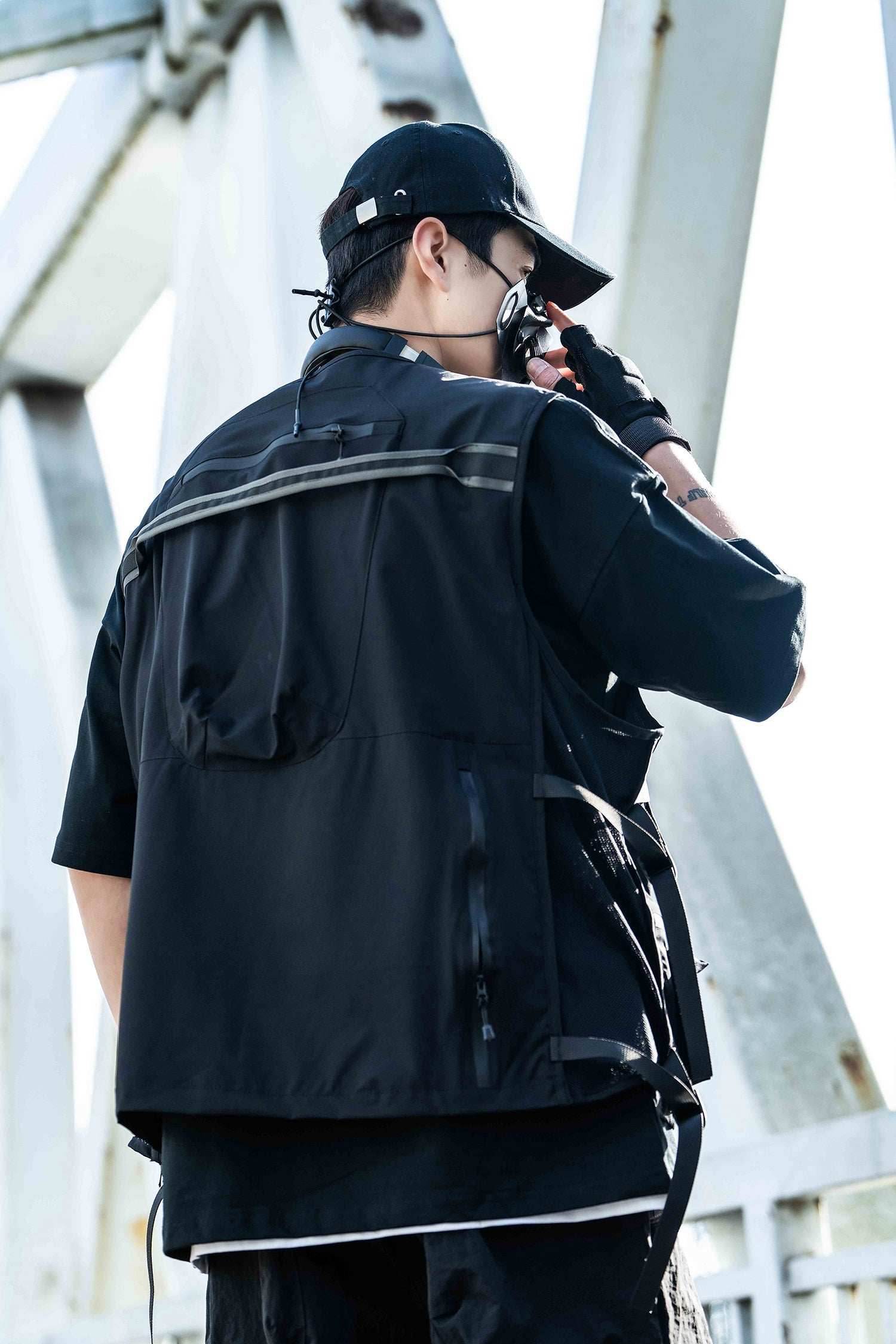 DuskV01 X2 Vest - S