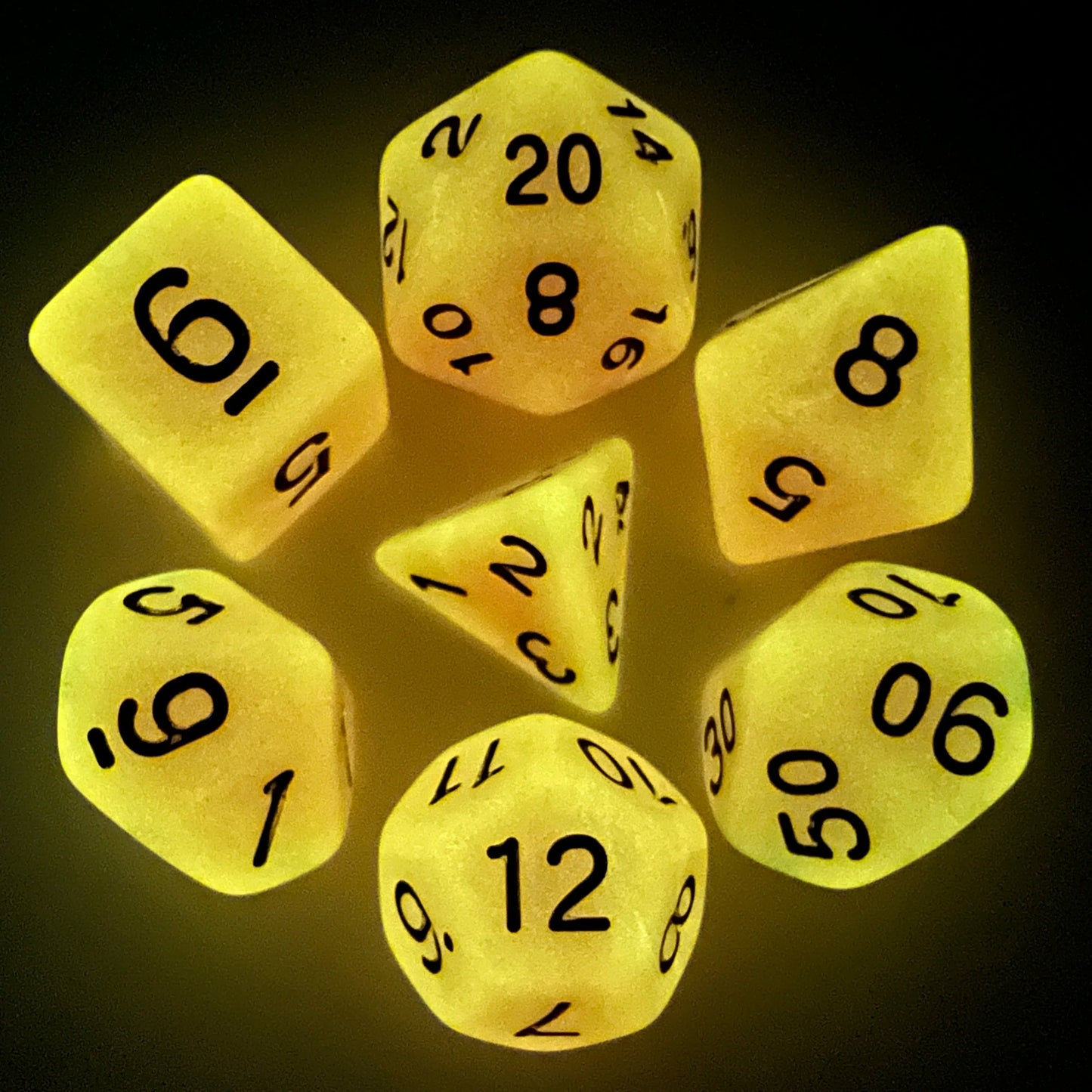 7pcs Polyhedral Dice Set with Glow-in-dark Effect and Clear Numbers Easy to Roll for Board Games DND ,RPG and Parties Games