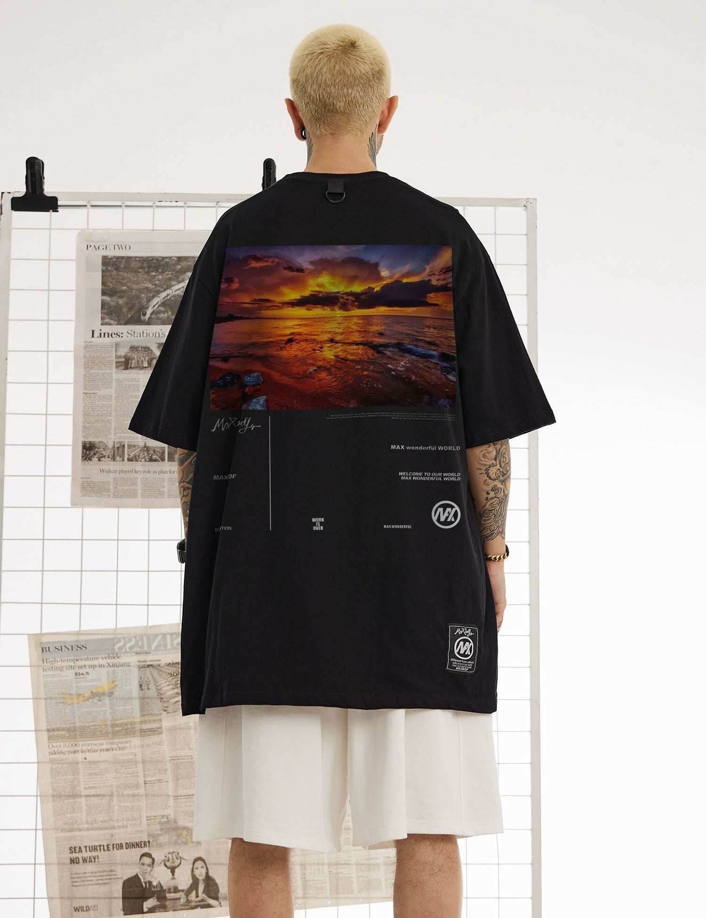 Sunset Beach Tee - Black / S