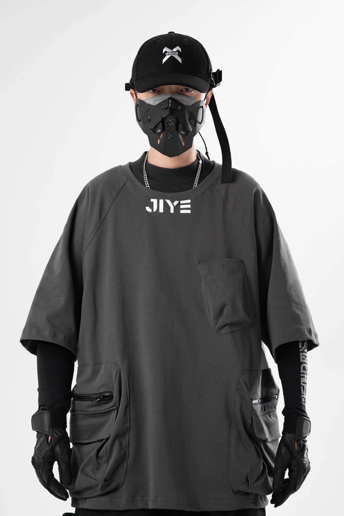 JX Storm Utility Tee - Grey / M