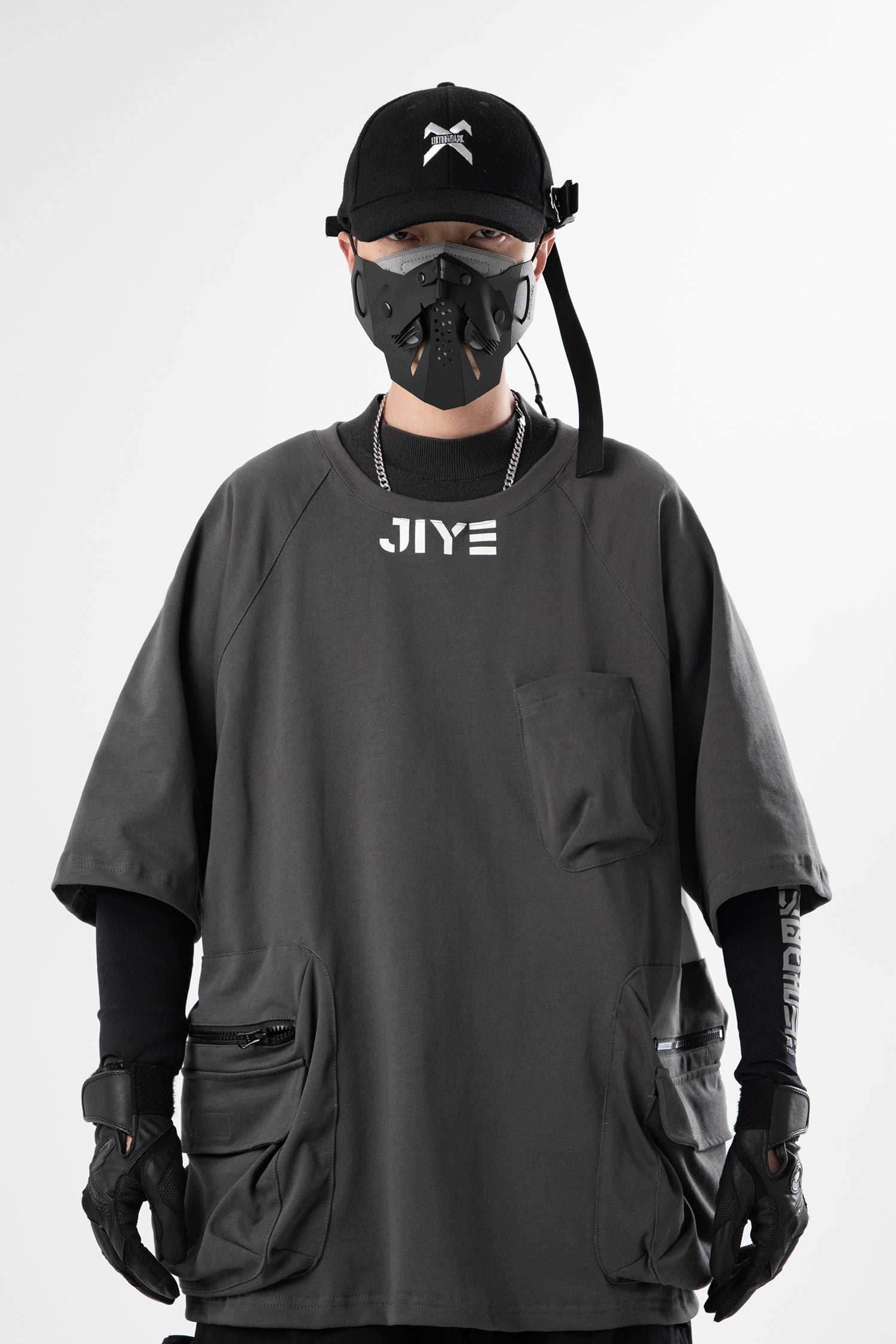 JX Storm Utility Tee - Grey / M