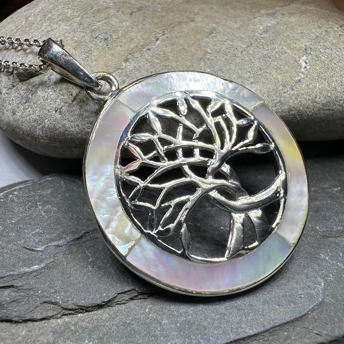 Carmina Tree of Life Shell Necklace - Mother of Pearl