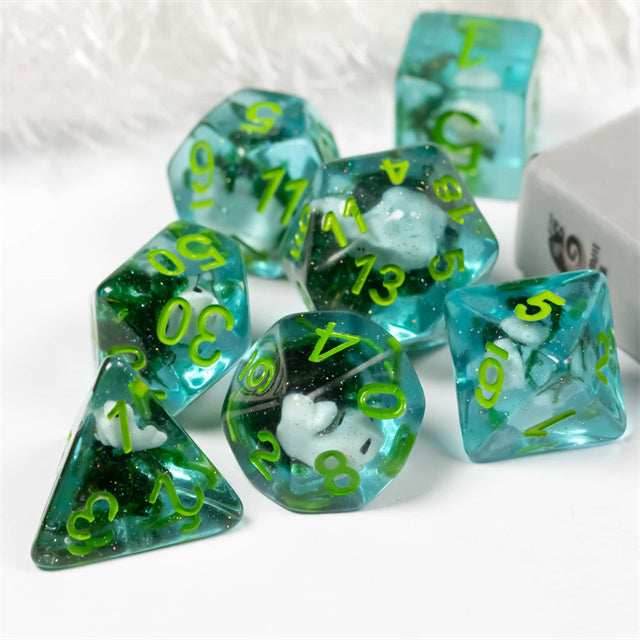 White Fish Seaweed 7-Dice Set w/Green Numbers Dnd Dice Set - 