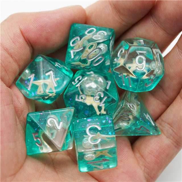 Starfish & Pearl Floating in Green Glitter 7-Dice Set - 