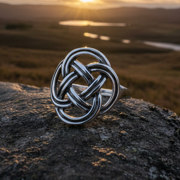 Ailre Celtic Knot Ring