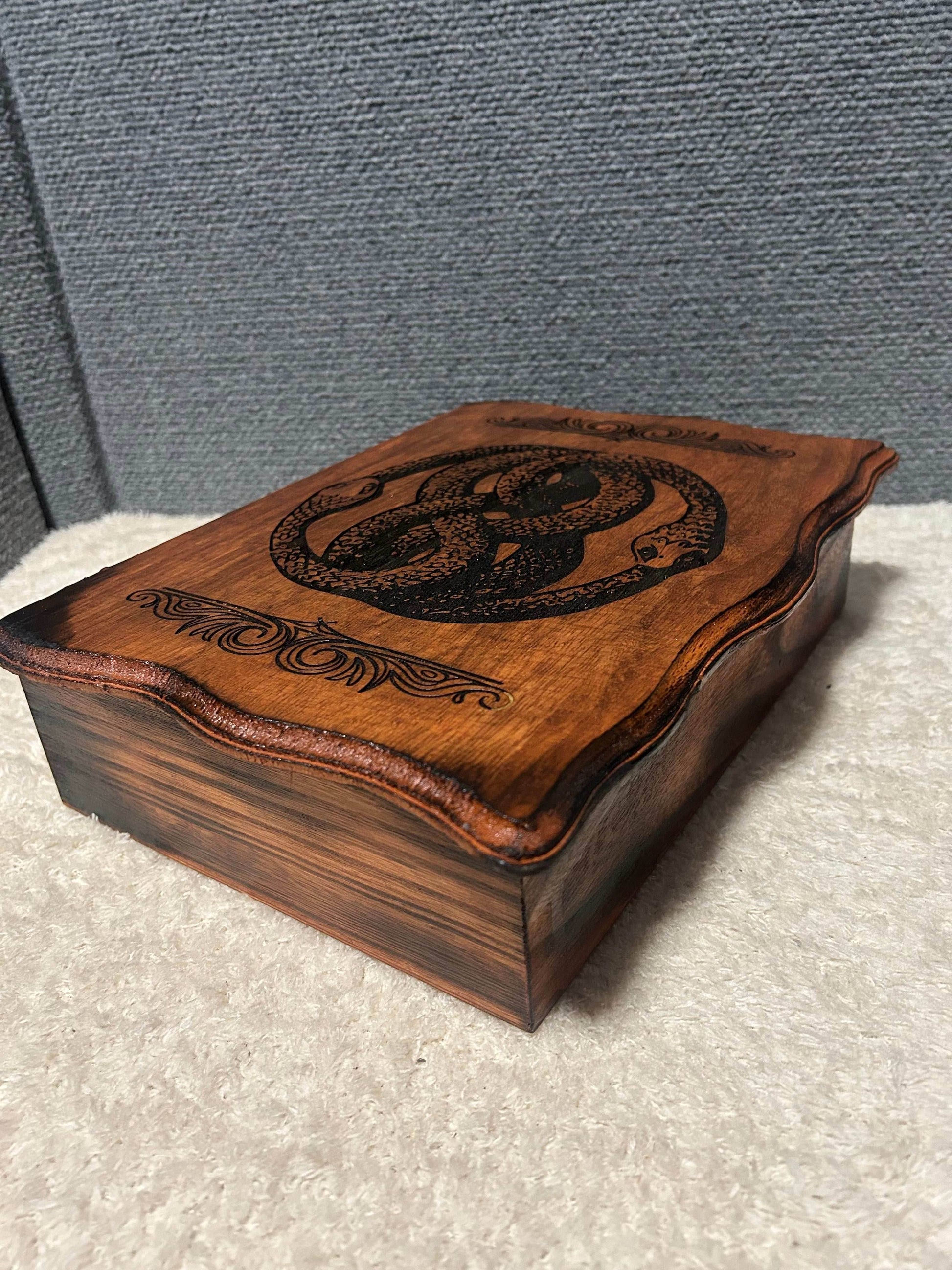 Ouroboros Box - Large