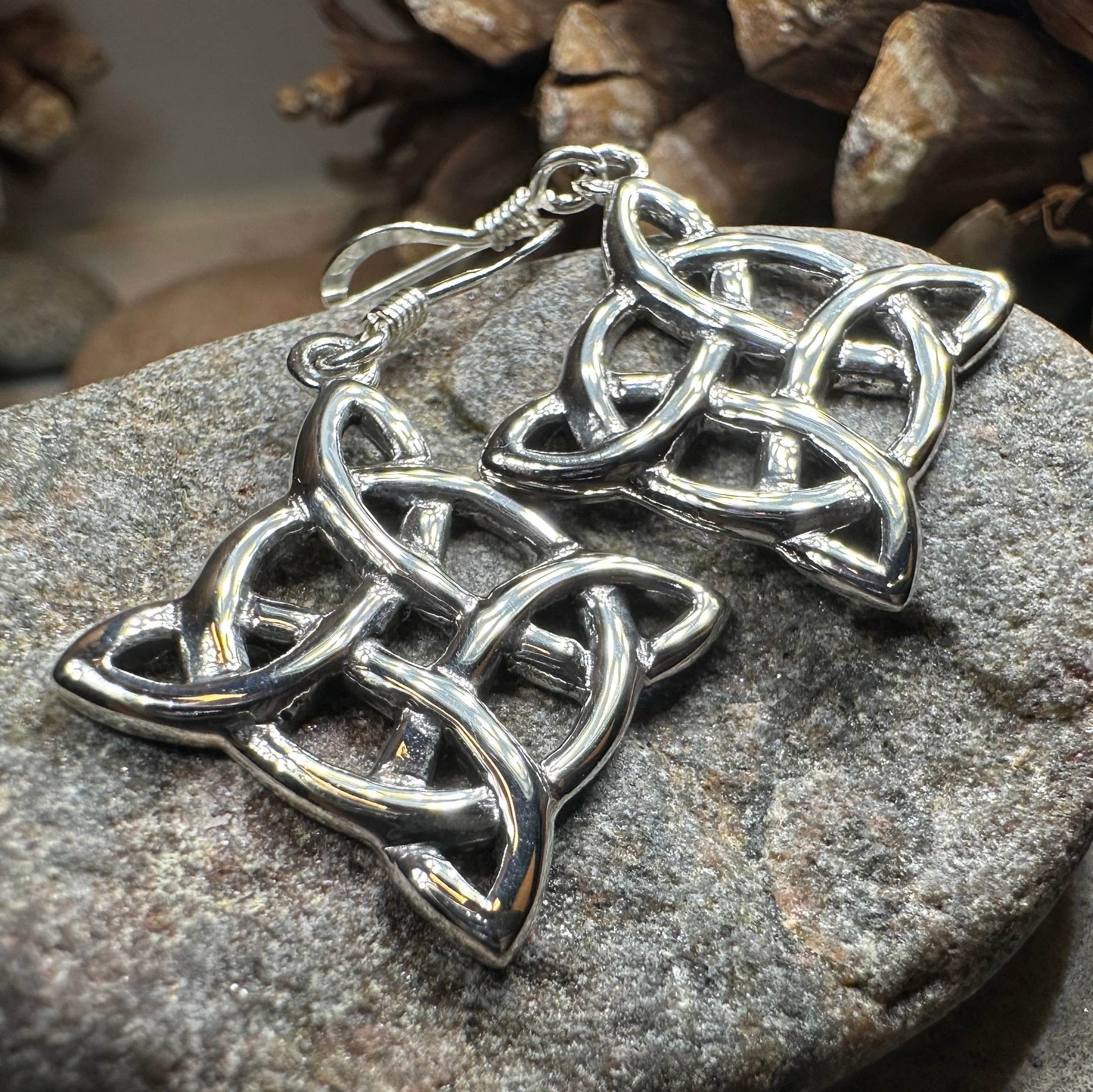 Dynra Celtic Knot Earrings - 