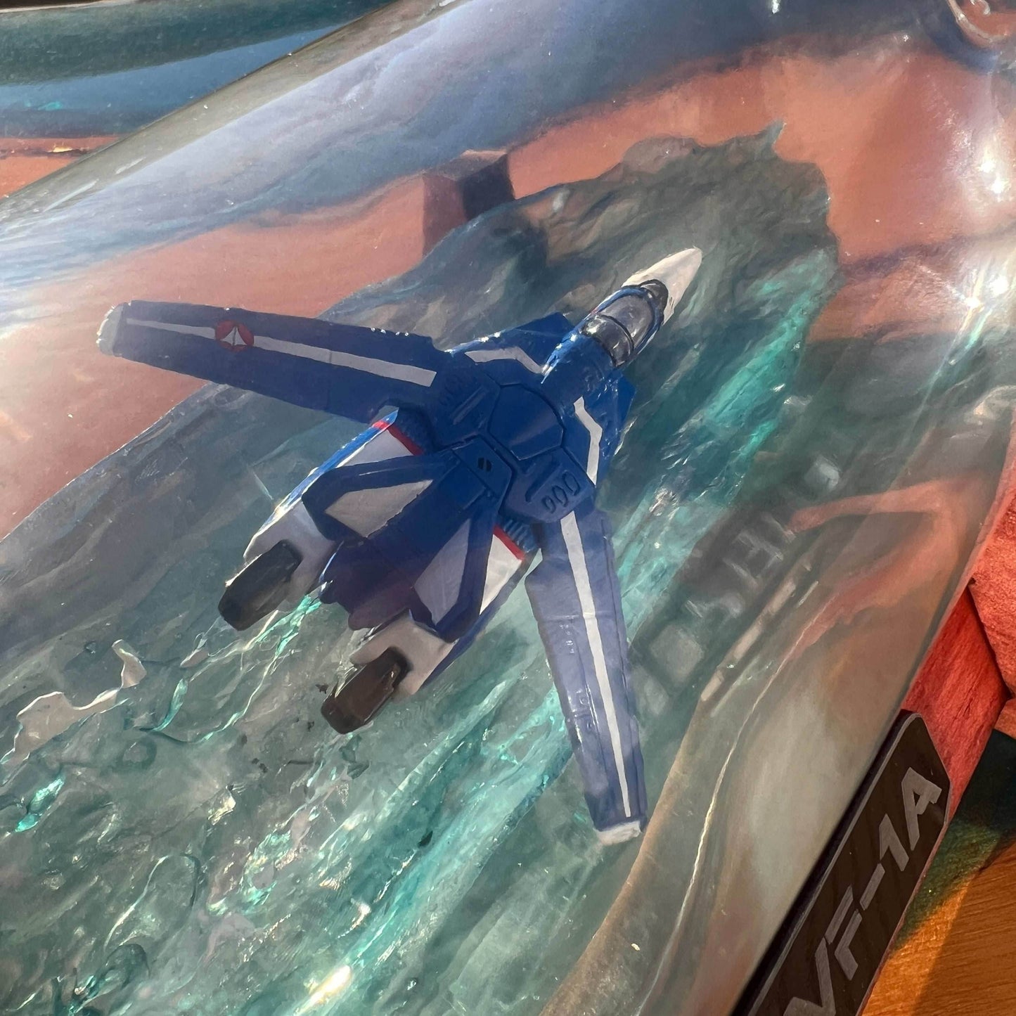 Macross Robotech Max Sterling VF-1A in a Bottle - With Stand