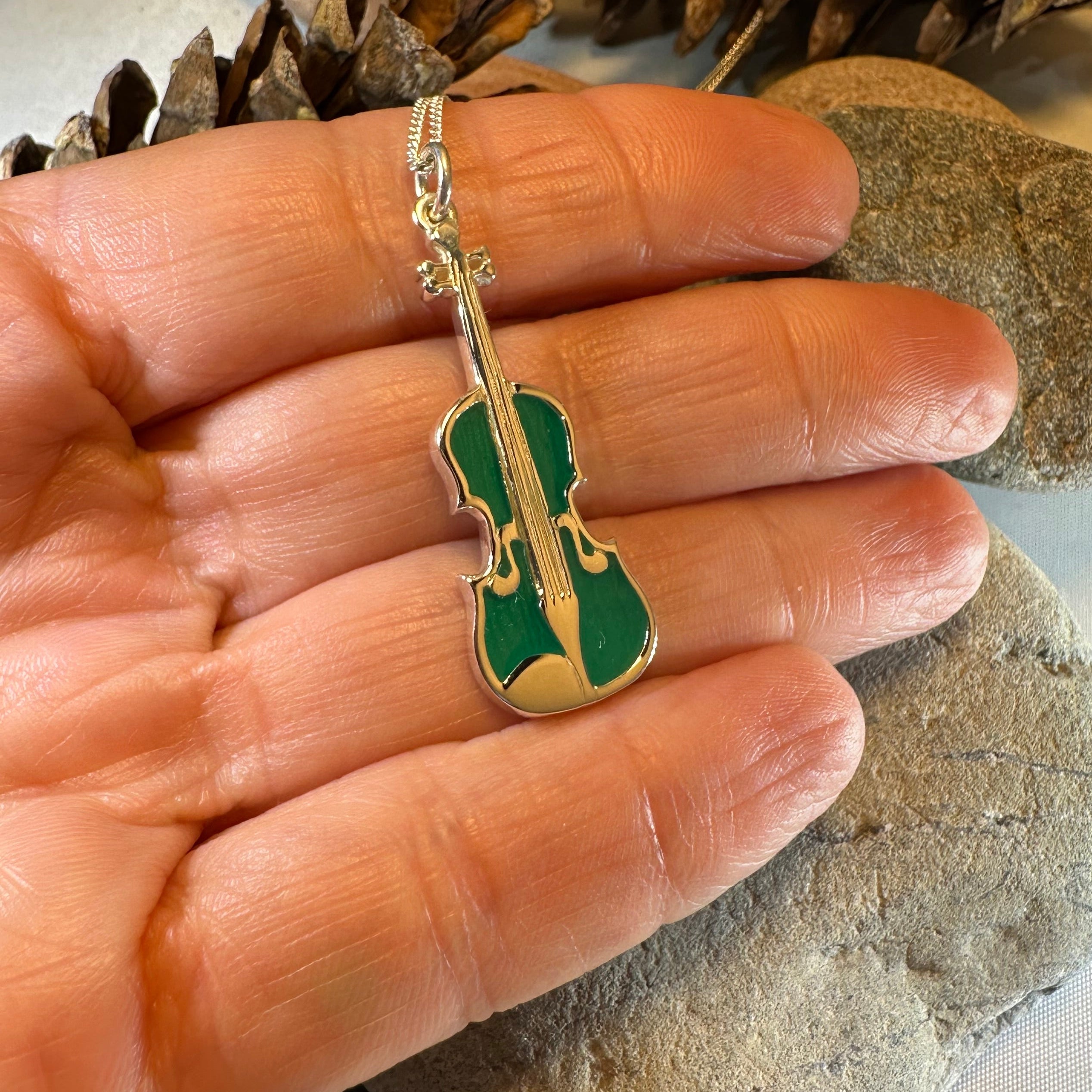 Realistic Fiddle Necklace