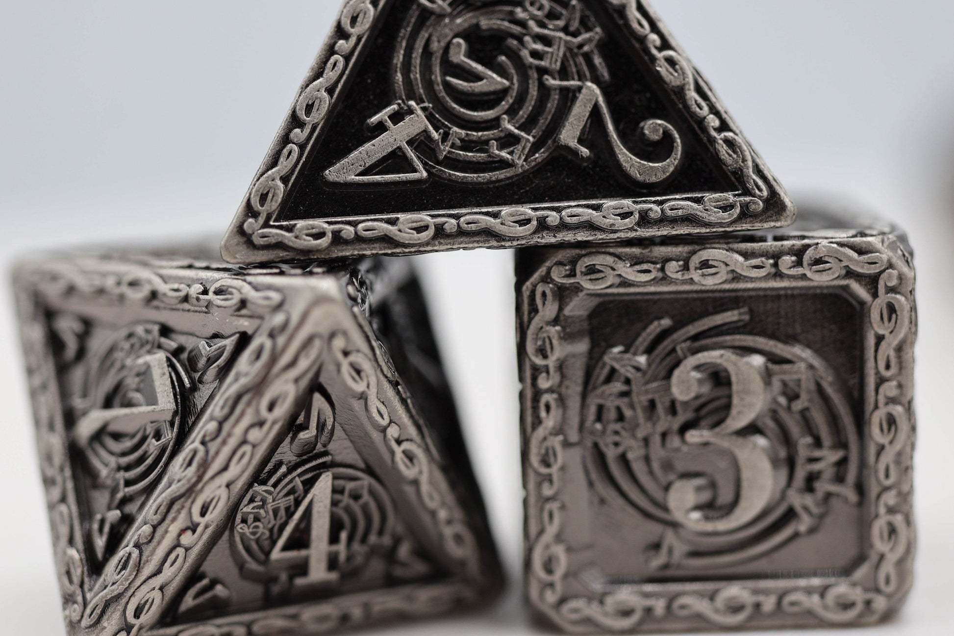 Bardic Song: Vibrato - Metal RPG Dice Set - 