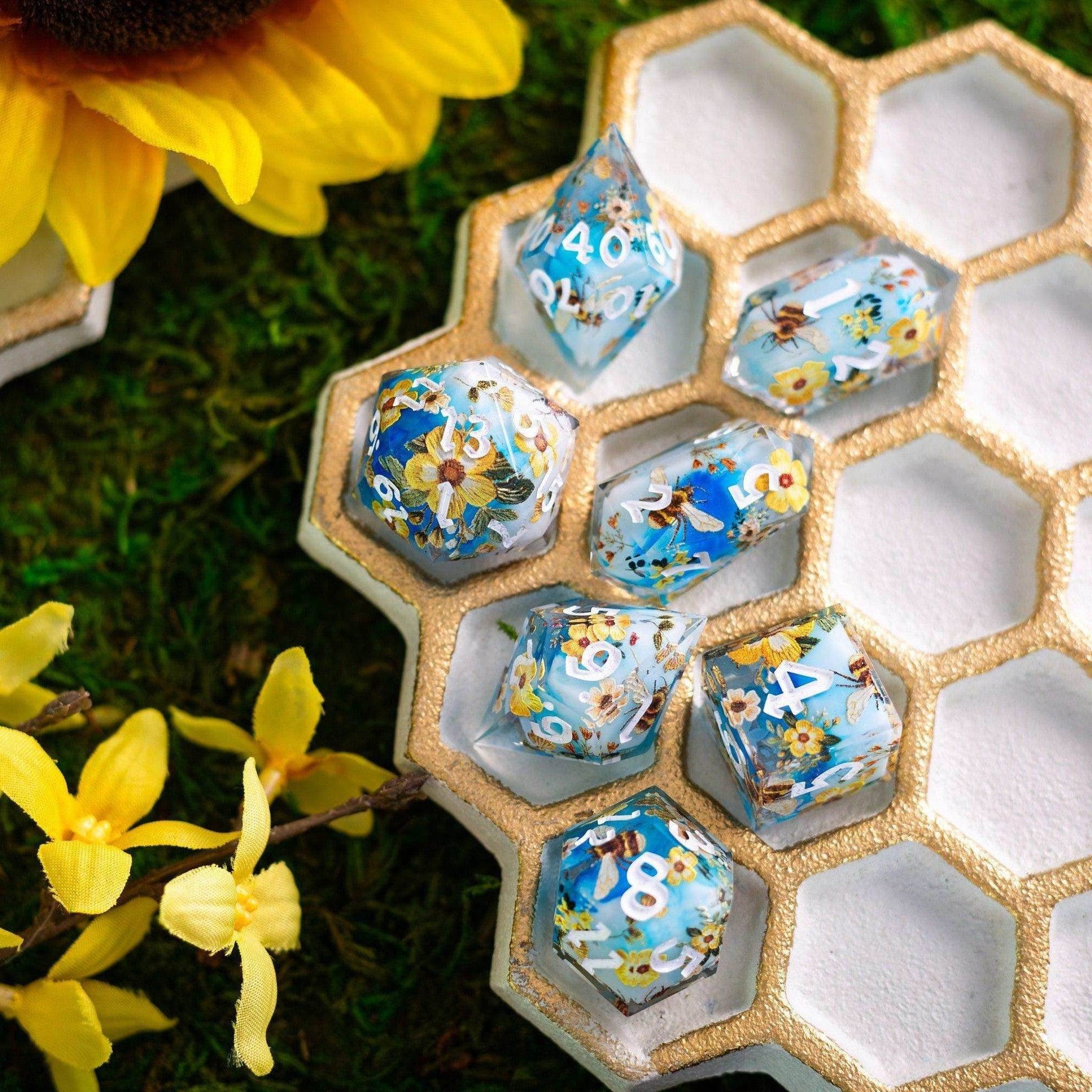 Bees And Flower Handmade Resin DND Dice Set - Full Set And Free Dice Box