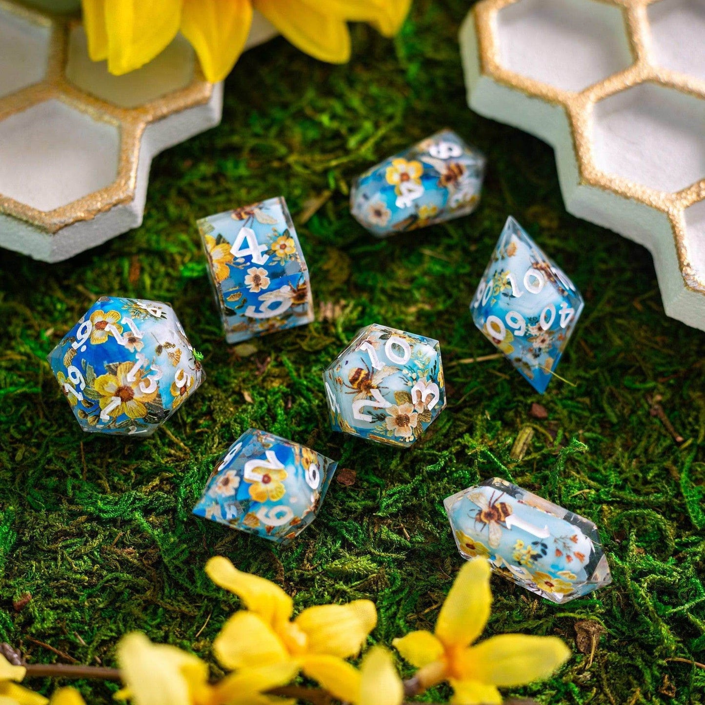 Bees And Flower Handmade Resin DND Dice Set - Full Set And Free Dice Box