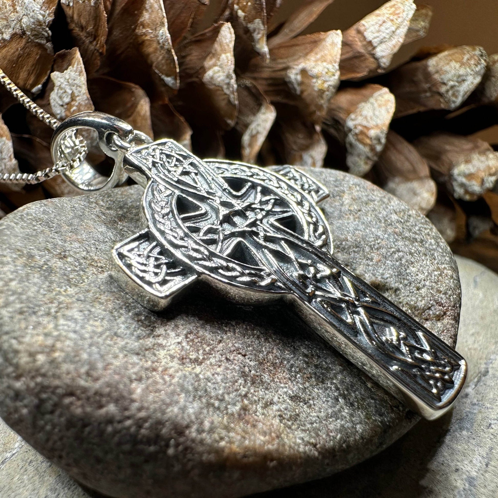 Grant Celtic Cross Necklace - 18