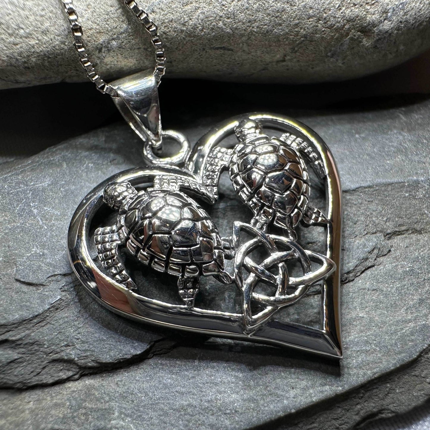 Celtic Turtle Lovers Necklace - 18