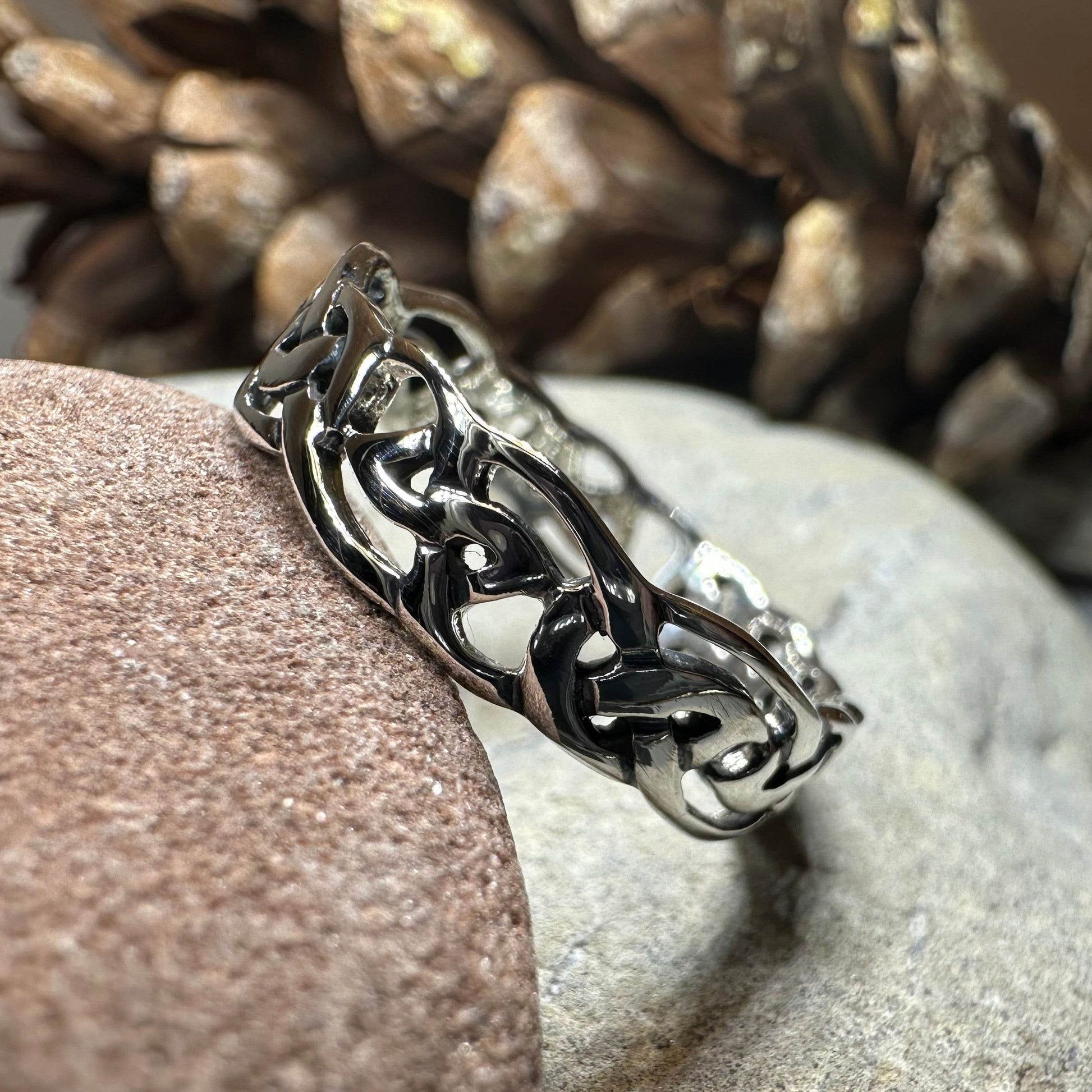 Celtic Sweet Heart Ring - 7