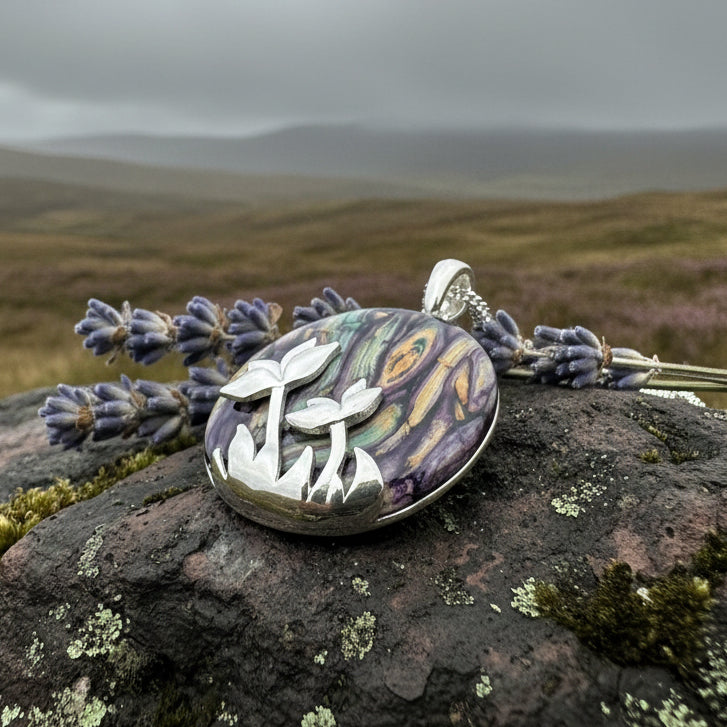 Heathergems Celtic Flower Necklace
