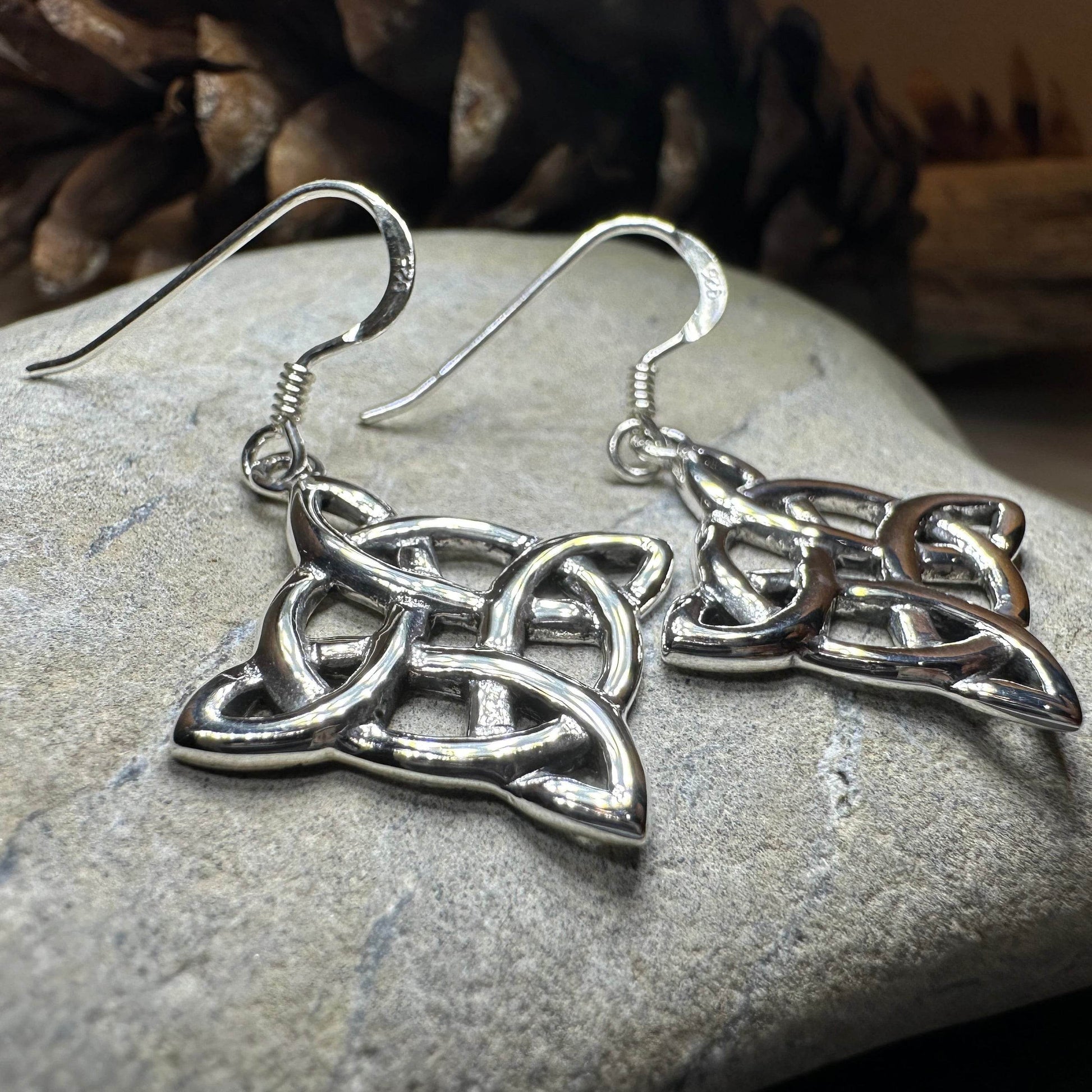 Dynra Celtic Knot Earrings - 