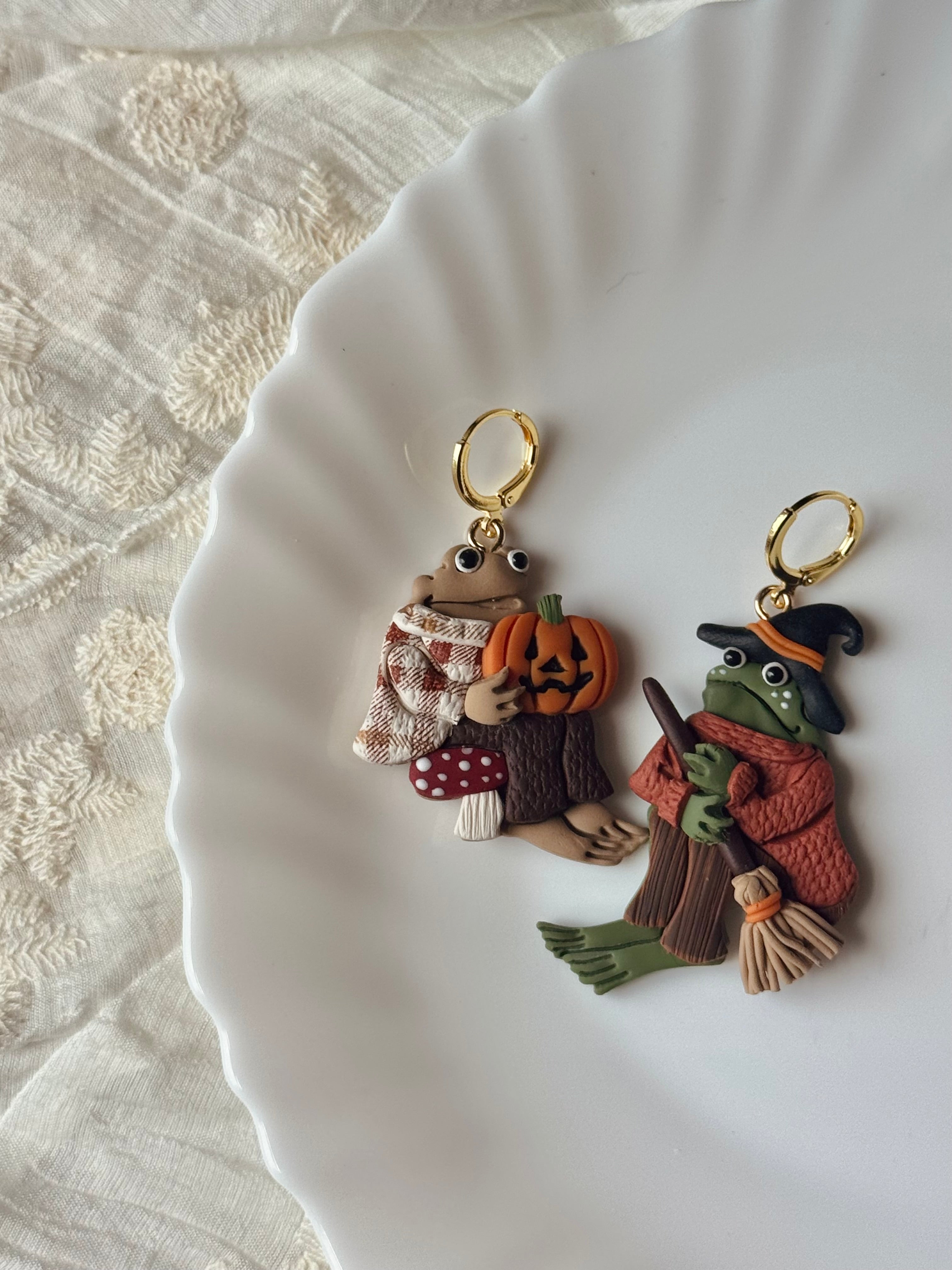 Frog and Toad Halloween