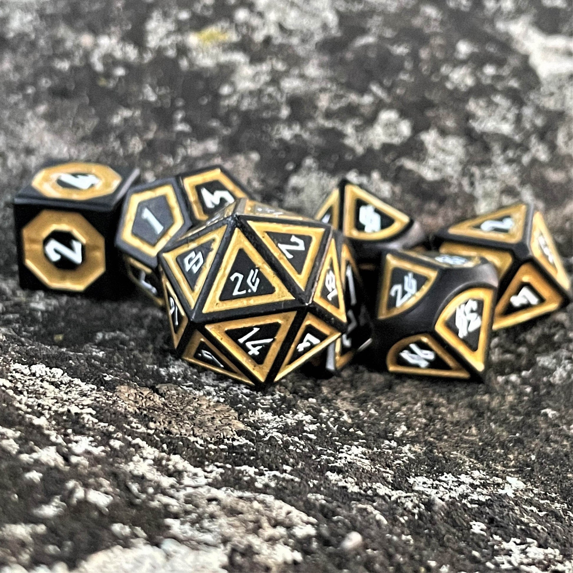 Cleric's Shadow Domain Black And Gold Metal Dice Set - 