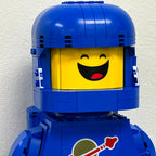 Benny Happy Face Upgrade Tile for LEGO Up-Scaled Blue Astronaut 40921 Set